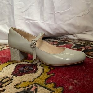 Clark’s Narrative Heels - Gray, Size 8